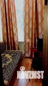 2-к квартира, посуточно, 40м2, 3/3 этаж