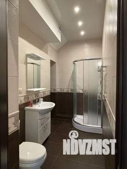 Студия квартира, посуточно, 38м2, 1/3 этаж