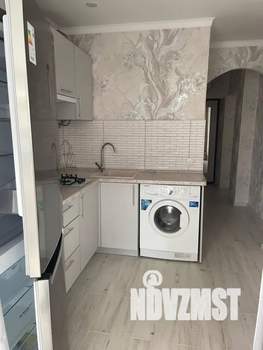 2-к квартира, посуточно, 37м2, 5/5 этаж