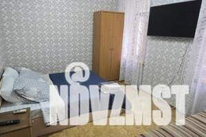 1-к квартира, посуточно, 28м2, 1/2 этаж