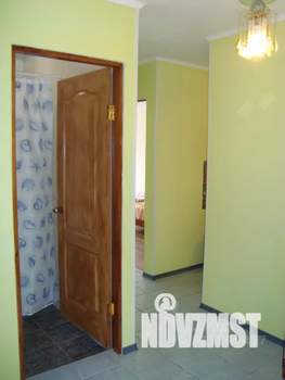 2-к квартира, посуточно, 40м2, 2/2 этаж