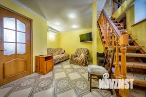 3-к квартира, посуточно, 58м2, 1/4 этаж