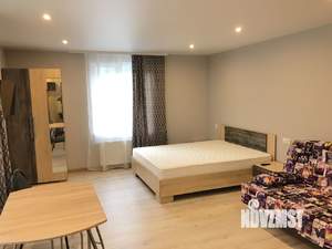 Студия квартира, посуточно, 30м2, 3/3 этаж