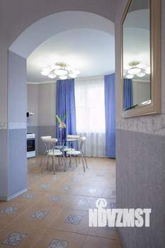 1-к квартира, посуточно, 64м2, 1/1 этаж