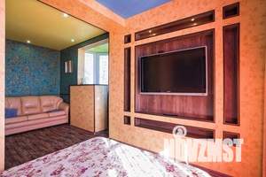 1-к квартира, посуточно, 38м2, 2/6 этаж