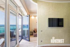 Студия квартира, посуточно, 42м2, 3/9 этаж