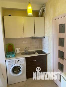 Студия квартира, посуточно, 28м2, 3/6 этаж