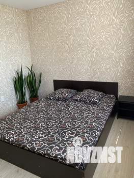 2-к квартира, посуточно, 40м2, 1/2 этаж