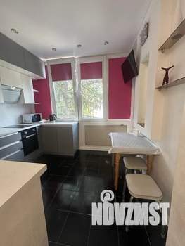 Студия квартира, посуточно, 30м2, 3/3 этаж