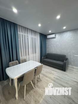 1-к квартира, посуточно, 40м2, 1/10 этаж