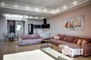 2-к квартира, посуточно, 88м2, 3/12 этаж