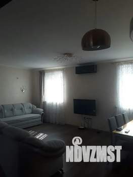 2-к квартира, посуточно, 61м2, 2/2 этаж