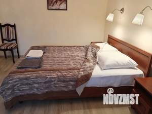 1-к квартира, посуточно, 35м2, 1/2 этаж