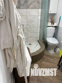 Студия квартира, посуточно, 35м2, 6/6 этаж