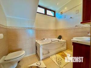 4-к квартира, посуточно, 250м2, 4/4 этаж