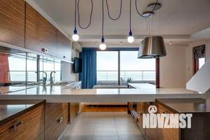 4-к квартира, посуточно, 150м2, 1/1 этаж