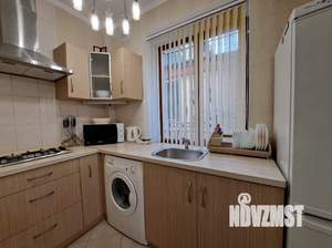 Студия квартира, посуточно, 18м2, 1/4 этаж