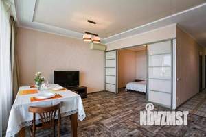 2-к квартира, посуточно, 85м2, 1/1 этаж