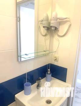 Студия квартира, посуточно, 30м2, 1/3 этаж