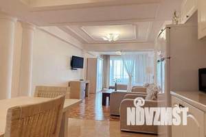 1-к квартира, посуточно, 57м2, 2/3 этаж