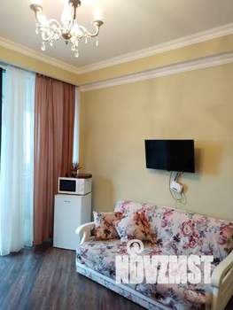 Студия квартира, посуточно, 35м2, 3/6 этаж