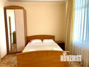 1-к квартира, посуточно, 40м2, 5/6 этаж