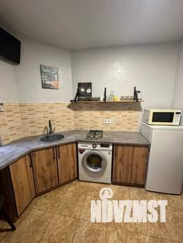 Студия квартира, посуточно, 9м2, 1/1 этаж