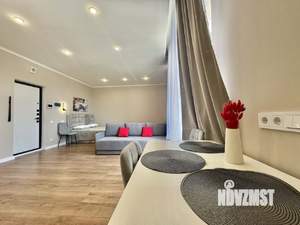 Студия квартира, посуточно, 36м2, 6/7 этаж