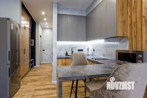 Студия квартира, посуточно, 35м2, 7/18 этаж