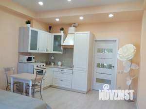 Студия квартира, посуточно, 38м2, 6/7 этаж