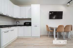 Студия квартира, посуточно, 35м2, 17/18 этаж