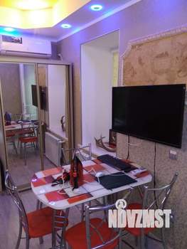 1-к квартира, посуточно, 33м2, 1/2 этаж