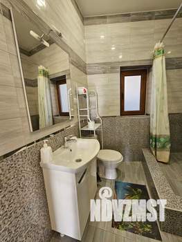 Студия квартира, посуточно, 35м2, 2/2 этаж