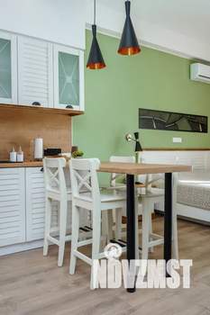 Студия квартира, посуточно, 42м2, 5/8 этаж