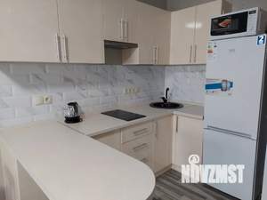 1-к квартира, посуточно, 36м2, 3/18 этаж