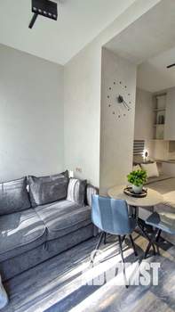 Студия квартира, посуточно, 36м2, 3/20 этаж