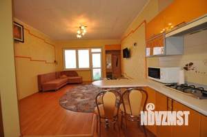 1-к квартира, посуточно, 35м2, 1/1 этаж