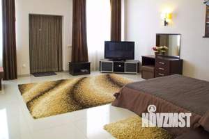 1-к квартира, посуточно, 54м2, 1/1 этаж