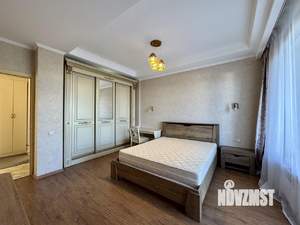 3-к квартира, посуточно, 105м2, 2/5 этаж