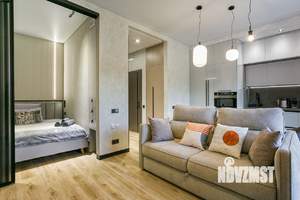 Студия квартира, посуточно, 35м2, 11/20 этаж