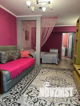 Студия квартира, посуточно, 47м2, 1/3 этаж