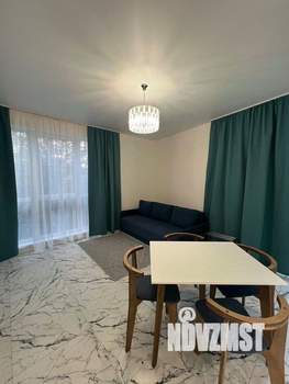 1-к квартира, посуточно, 42м2, 3/3 этаж