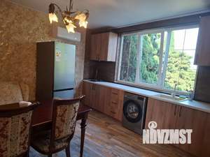 3-к квартира, посуточно, 80м2, 4/4 этаж