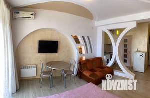 Студия квартира, посуточно, 28м2, 3/6 этаж