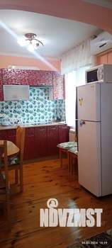 Студия квартира, посуточно, 33м2, 3/3 этаж
