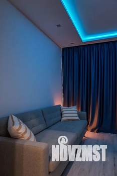 Студия квартира, посуточно, 40м2, 6/10 этаж