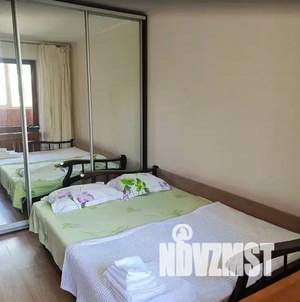 1-к квартира, посуточно, 49м2, 1/1 этаж