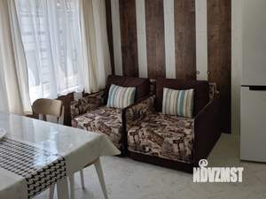 1-к квартира, посуточно, 42м2, 1/3 этаж