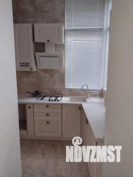 2-к квартира, посуточно, 40м2, 1/3 этаж