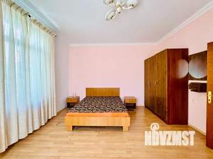 3-к квартира, посуточно, 100м2, 3/3 этаж